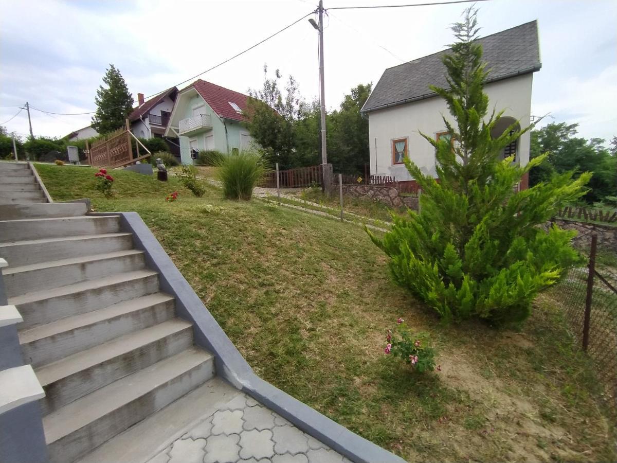 Villa Marvel-Nyaralo Igal Exterior foto